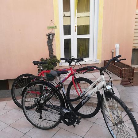 B&B Lety Альгеро Экстерьер фото