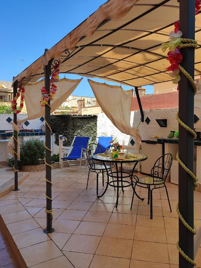 B&B Lety Альгеро Экстерьер фото